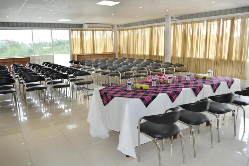 Hotel Vista Bay Gallery